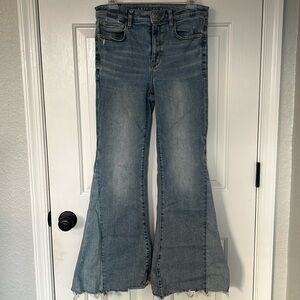 American Eagle flare Woman’s jeans